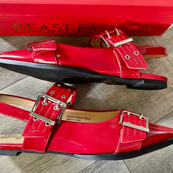 Beast Fashion Red Faux Patent Grommet Buckle Pointed Toe Shoes Flats Various - Picture 7 of 7